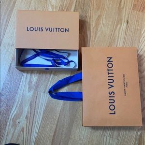 LV gift box and bag set
